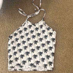 Halter crop